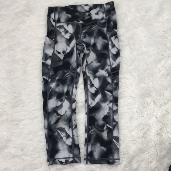 Lululemon Speed Up Crop 21" Blush Blossom Alpine - Picture 1 of 8